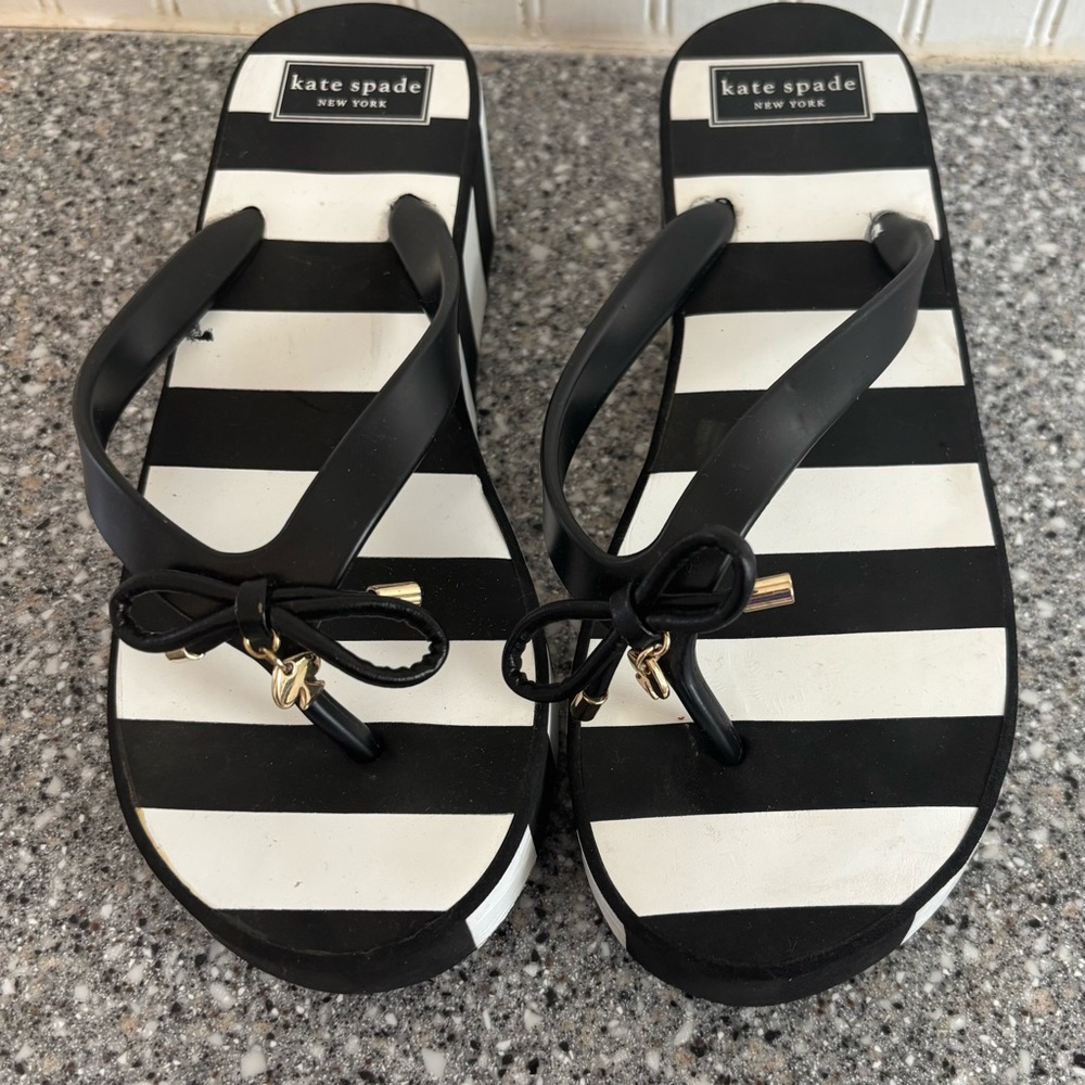 Kate Spade Rhett Black/White Sandal, Size 9M